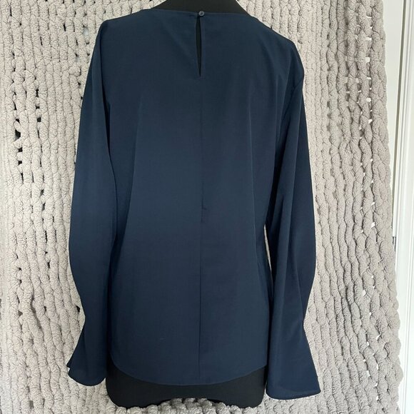 Banana Republic Factory Pull Over Navy Blue Long-Sleeve Blouse Size M - Picture 11 of 14